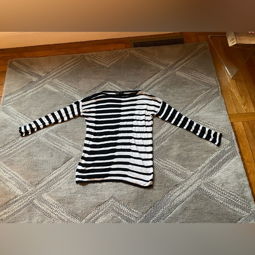 Black and white BCBGMaxazria sweater medium striped